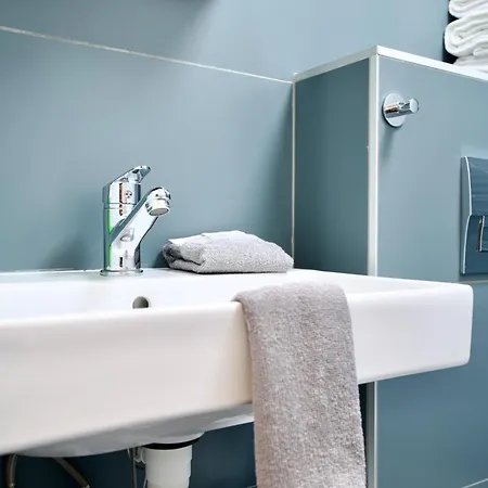 Apartament Standard By Hi5- Kiraly 82 *